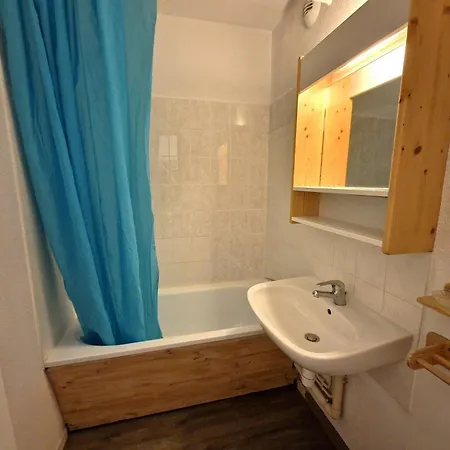 Lejlighed 2 Pieces + Cabine, 4/6 Pers, Au Coeur De Modane, 32m², Proche Pistes Et Commerces - Fr-1-265-250